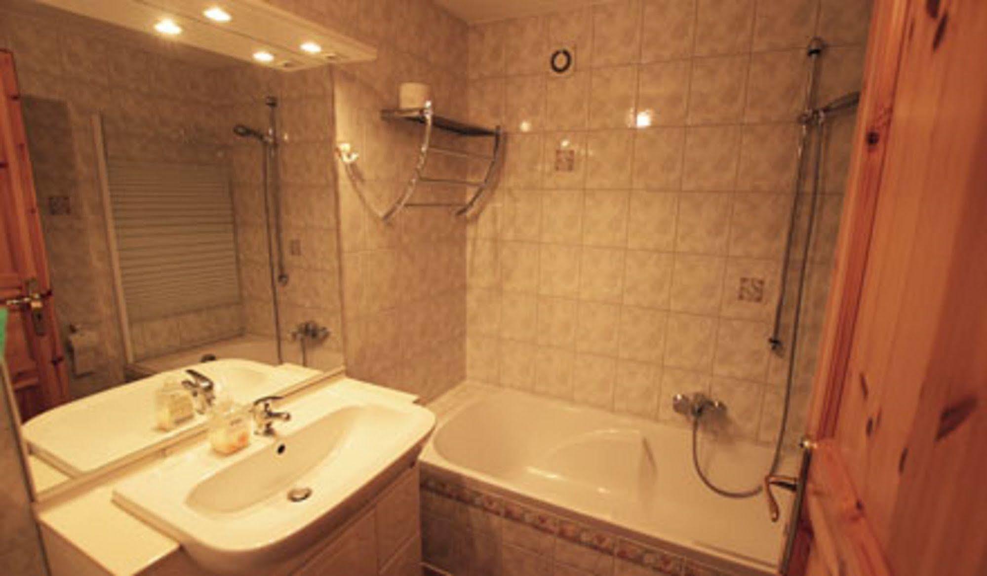 Appartement Valentin Ервалд Екстериор снимка